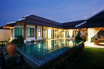 Byg Private Pool Villa @ Rawai Beach Exteriör bild